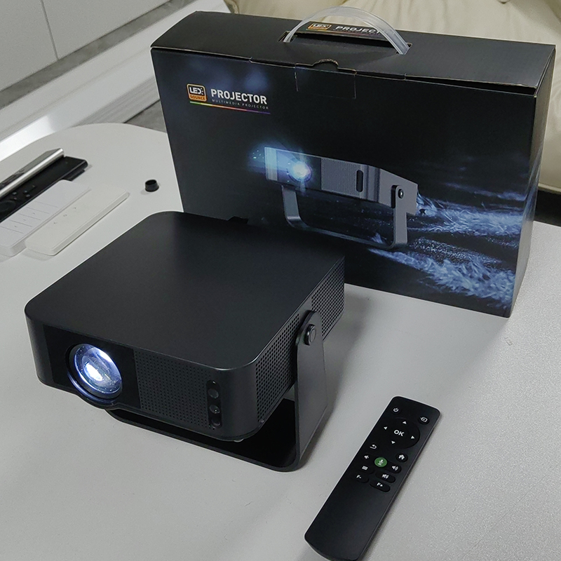 AI Smart 8500 lumen Z6 Mini pr - Auto Focus Keystone Correction Projector recensione e prezzo