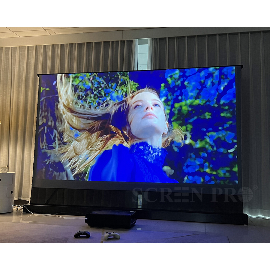 Screen Pro Electric Floor Risi - Ultra Short Throw Laser Projector 4K recensione e prezzo